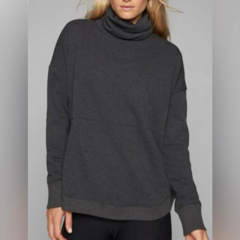 Athleta Cozy Karma Fleece Turtleneck Funnel Neck Sweater Oversize Grey small